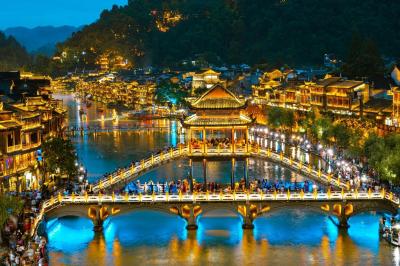 Fenghuang Old Town - Tuojiang River lights