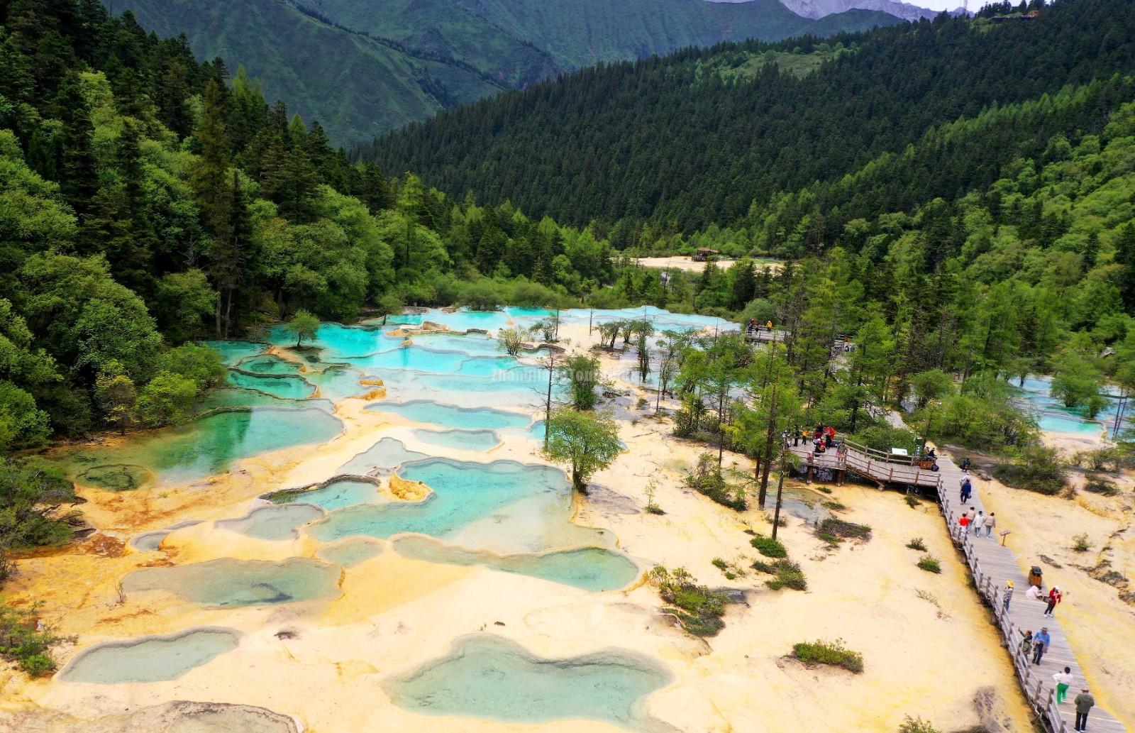 Huanglong National Park
