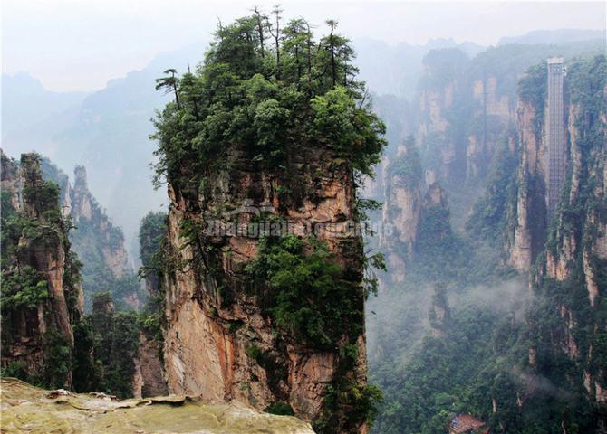 Zhangjiajie Avatar Hallelujah Mountain and Bailong Elevator