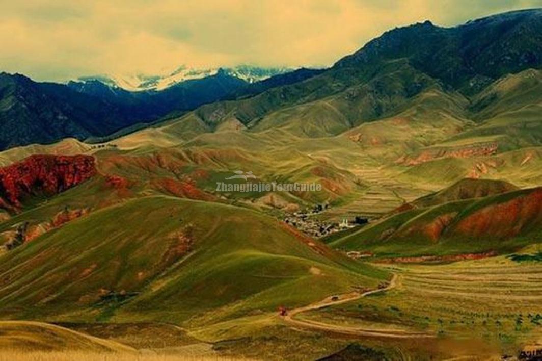 China's Top 10 Major Tourist Attractions for Boudoir Honey