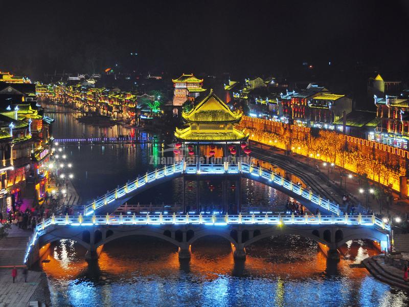 Fenghuang night scene