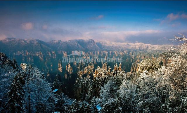 First Winter Snow in Zhangjiajie 