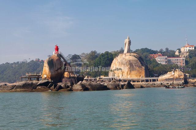 Gulang Island Spectacular Stone Statue