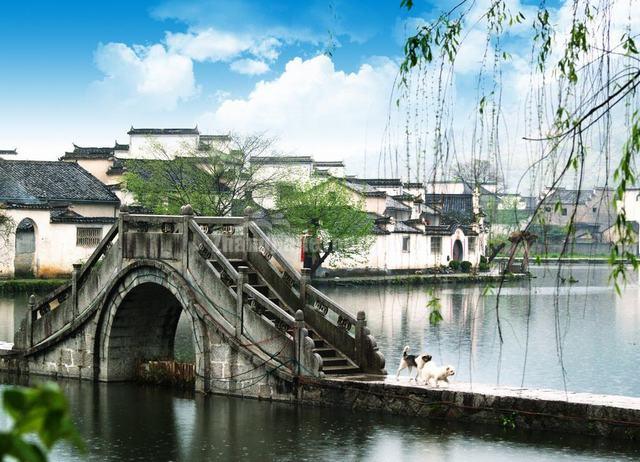 Hongcun Village Bridge Huangshan City