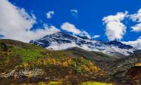 Huanglong Xuebao Peak