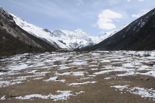 Huanglong Xuebaoding Scenery