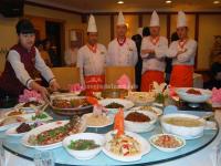 Hunan Chefs and Hunan Cuisine 