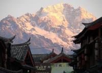 Jade Dragon Snow Mountain and Building Yunnan