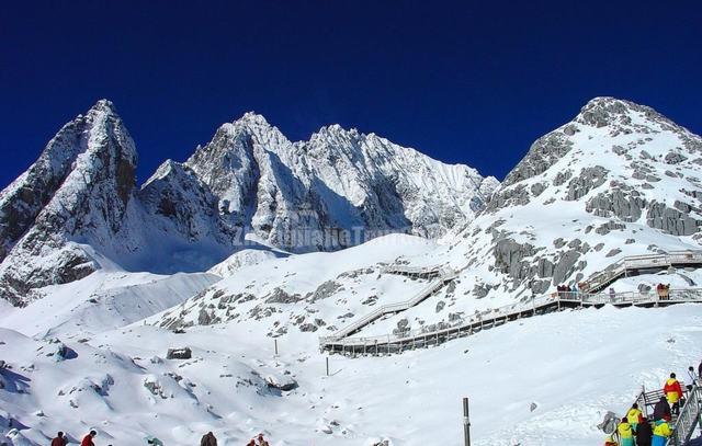 Jade Dragon Snow Mountain Beautiful Snow Lijiang