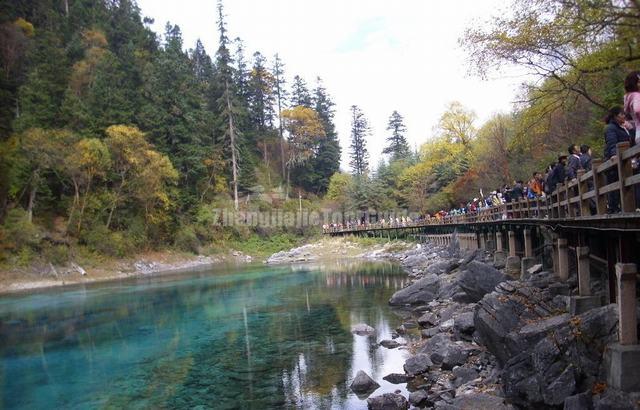 Jiuzhaigou Valley Five-Color Pond