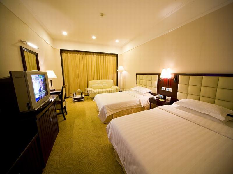 Lantian Hotel Deluxe Double Room