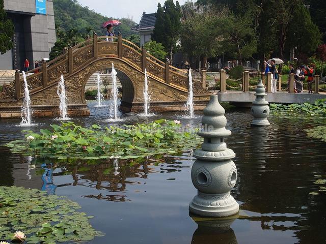 Lingyin Temple Tong Yuan Bridge Hangzhou 