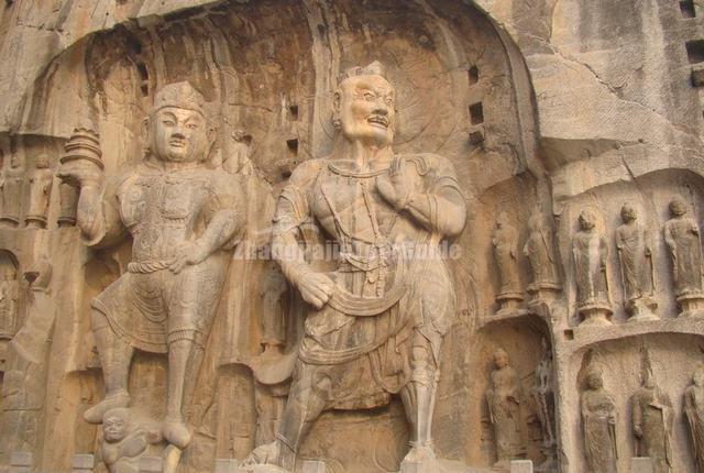 Longmen Grottoes Lifelike Figure of Buddha Sculptures China