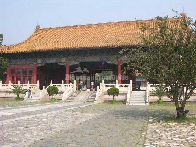 Ming Tombs House