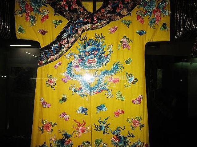 No. 1 Silk Factory Dragon Robe China