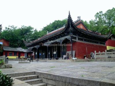 Puguang Temple