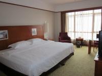 Pullman Hotel Zhangjiajie Standard Room with King-Size Bed