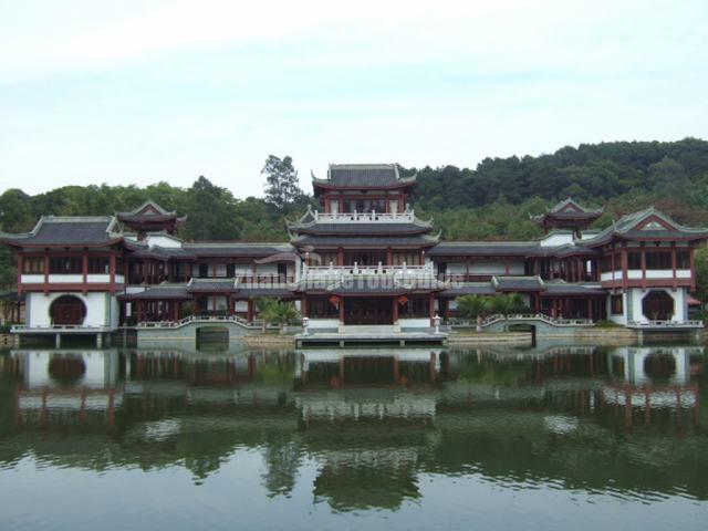 Qingxiu Mountain House Nanning China