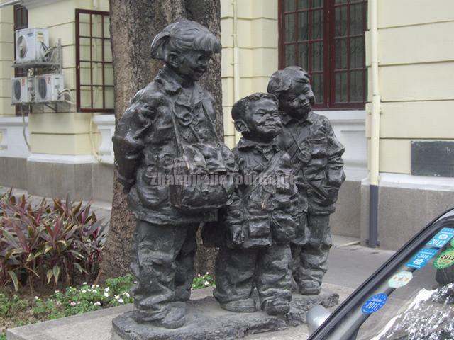 Shamian Island Portrait Sculpture Guangzhou