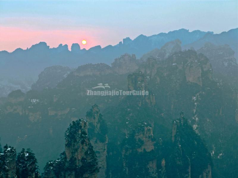 Sunrise Zhangjiajie National Park