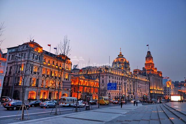 The Bund Charming Scenery Shanghai