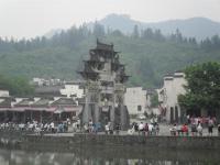 Visitors Visit Xidi Village Huangshan