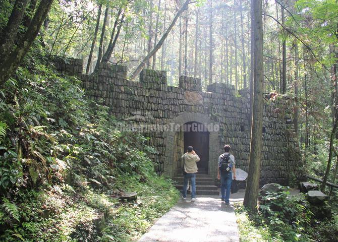 The Feiying (flying sparrow hawk) Fort at Yaozizhai Scenic Area