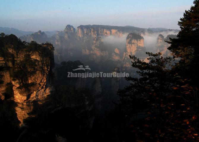 Zhangjiajie Yaozi (sparrow hawk) Village