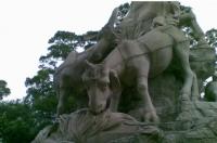 Guangzhou Yuexiu Park Beautiful Sheep Sculptures