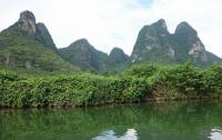 Yulong River Beautiful Mountains Guilin