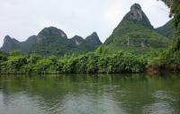 Yulong River Attractive Landscape Yangshuo