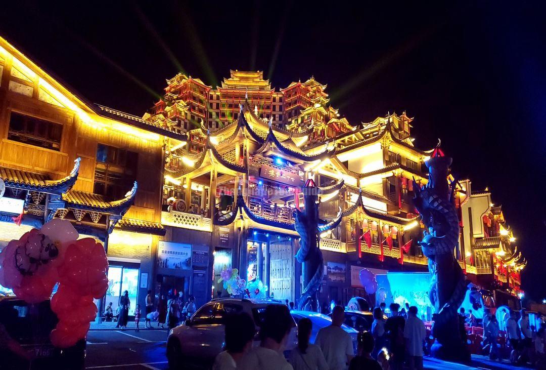 Zhangjiajie 72 Qilou