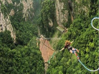 Zhangjiajie Glass Bridge Bungee 