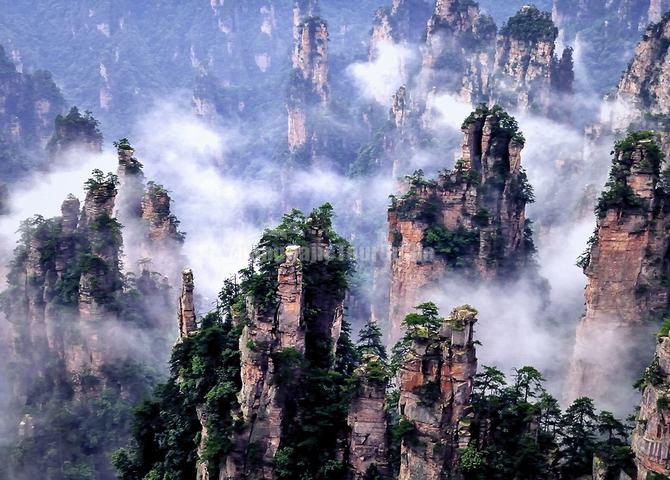 Zhangjiajie National Forest Park Mountains