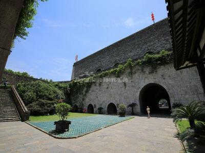 Zhong Hua City Gate 