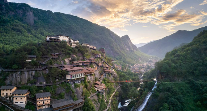9-day Huangshan Wuyuan Wangxiangu Zhangjiajie Tour 9-day Huangshan Wuyuan Wangxiangu Zhangjiajie Tour