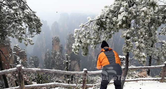 3-day Zhangjiajie Winter Photography Tour